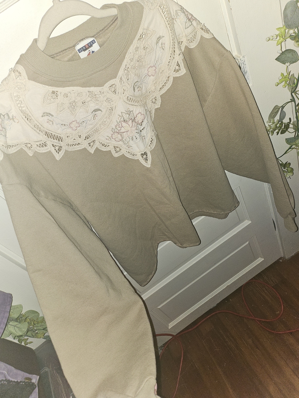 Jerzees Taupe Sweatshirt with Cream Lace Custom Made Cotrafe Core Vibes - Picture 2 of 12